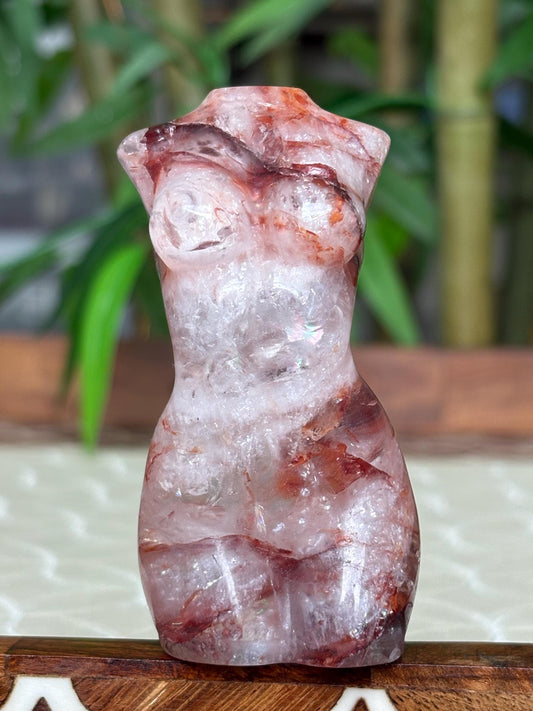 Fire Quartz Women's Body Carving: Healing Crystal (3.30 inches)