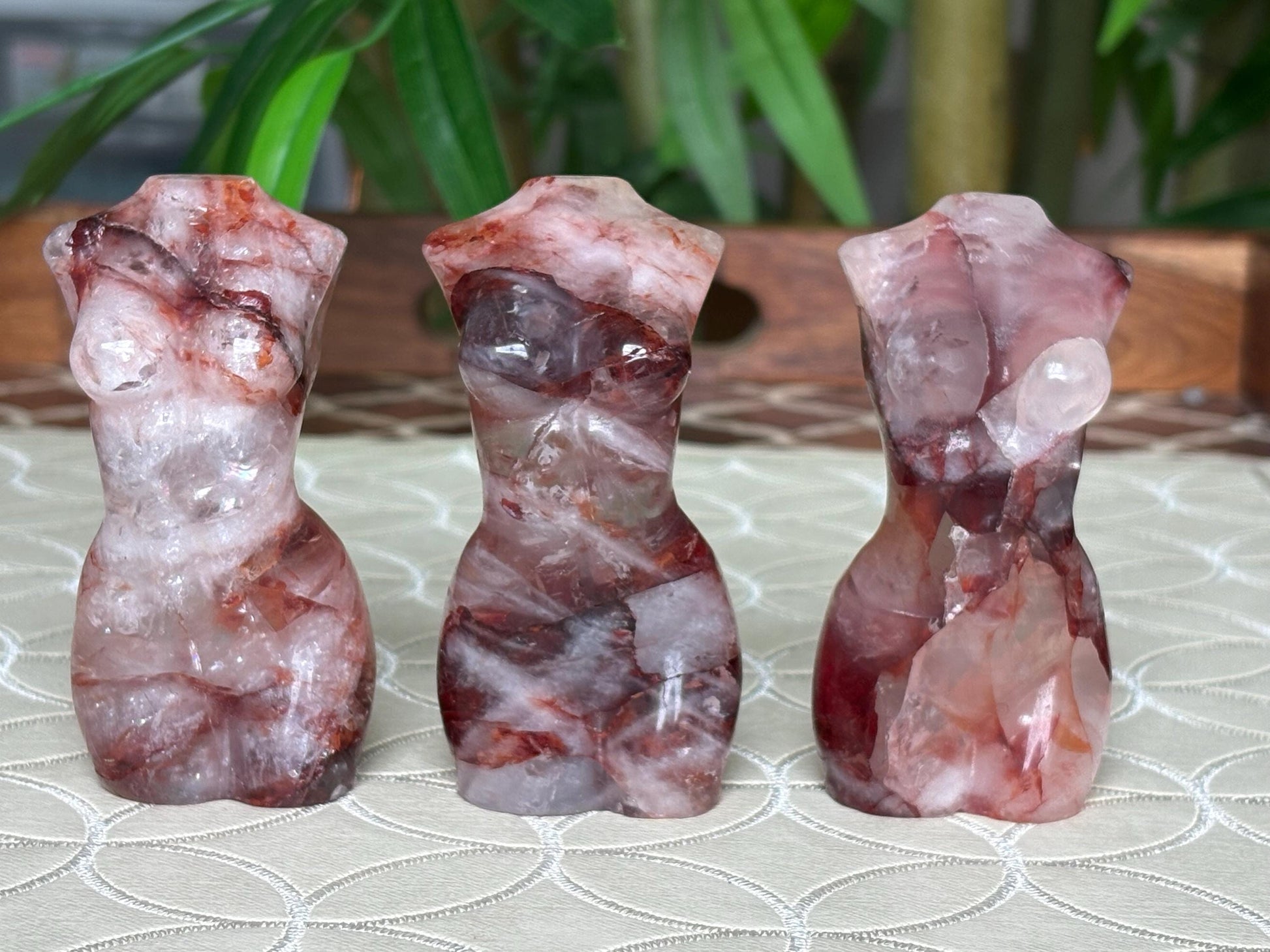 Fire Quartz Women's Body Carving: Healing Crystal (3.30 inches)
